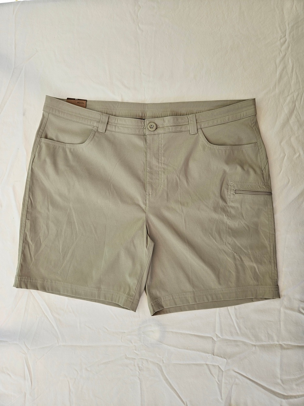 Eddie Bauer Beige Women's Tech Shorts Size 18 NWT
